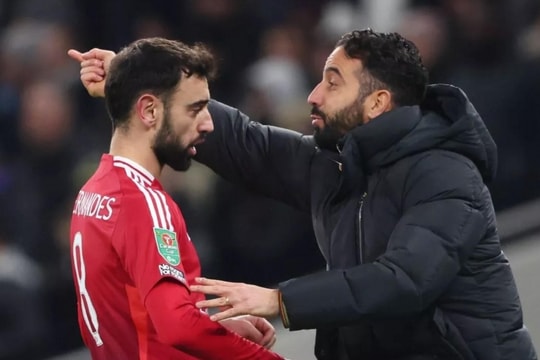 Bruno Fernandes có điều khoản giải phóng 60 triệu euro tại MU