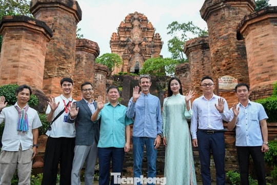 Tháp Bà Po Nagar: Vẻ đẹp di sản nghìn năm qua góc nhìn của Hà Trúc Linh