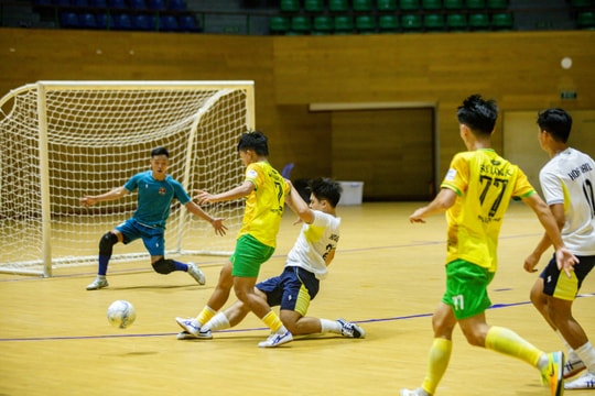Đội Quảng cáo Phát Đạt vô địch Giải Futsal nam các câu lạc bộ Đà Nẵng