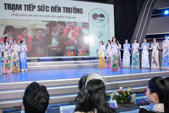 Hơn 386 triệu đồng dành cho Quỹ sinh viên nhân ái