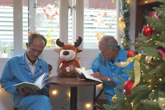 Mang tiếng cười đến với người bệnh