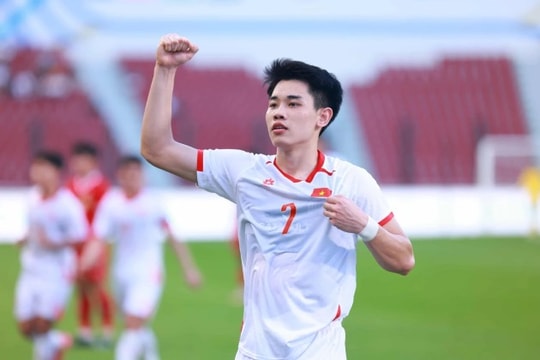 Đình Bắc và Trung Kiên thách thức dàn cựu binh Quả bóng vàng 2025