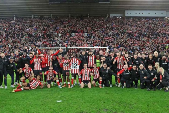 Sunderland tại Ngoại hạng Anh: Cuộc hồi sinh từ vực thẳm Netflix