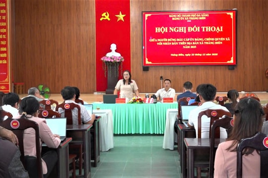 Lãnh đạo xã Thăng Điền đối thoại với nhân dân