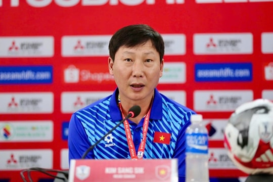 HLV Kim Sang-sik gia hạn đến 2027: Việt Nam xây lộ trình World Cup