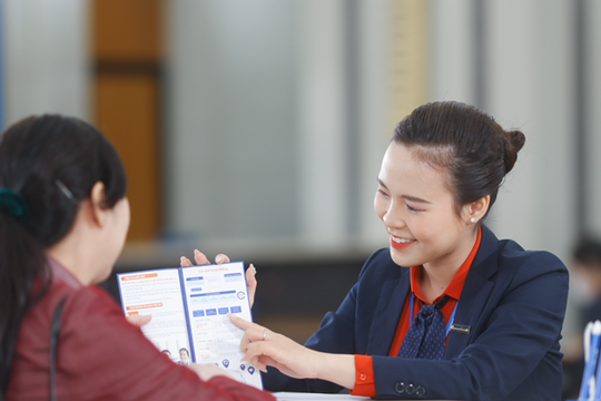 Lãi suất ngân hàng 24/12: PGBank lập đỉnh 7%, 25 đơn vị tăng lãi