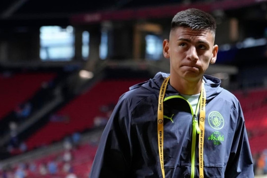 Man City sớm chấm dứt hợp đồng cho mượn Claudio Echeverri