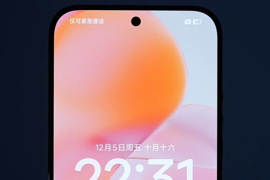 Xiaomi 17 Ultra lộ diện: Màn hình tràn viền và màu sắc mới