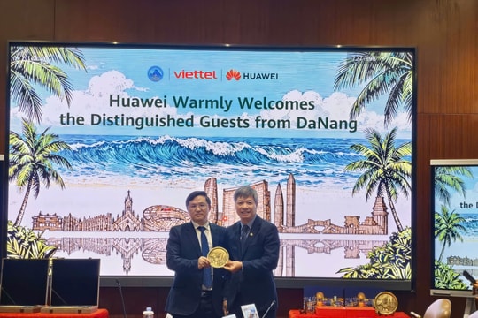 Lãnh đạo thành phố Đà Nẵng khảo sát mô hình thành phố thông minh tại Trung Quốc