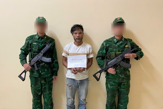 Đồn Biên phòng Cửa khẩu quốc tế Nam Giang khởi tố vụ án tàng trữ trái phép chất ma túy