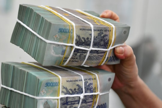 VietinBank tăng lãi suất lần thứ hai, kỳ hạn 12 tháng vượt 5%