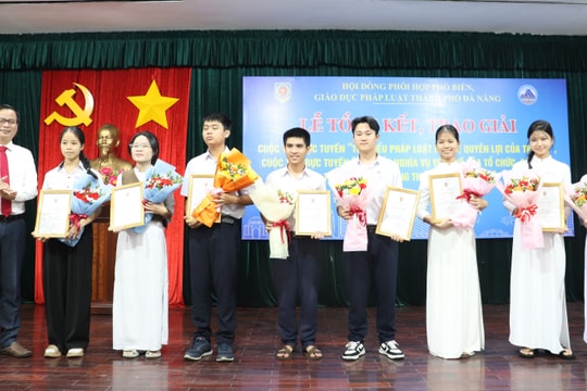 Trao giải 2 cuộc thi trực tuyến tìm hiểu phát luật bảo vệ quyền lợi trẻ em và nghĩa vụ thuế