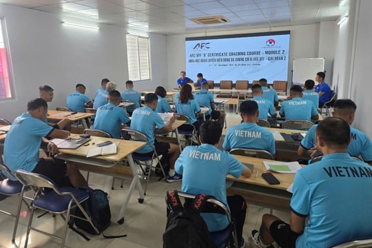 VFF áp dụng quy định mới: Bằng HLV chính thức có hạn sử dụng