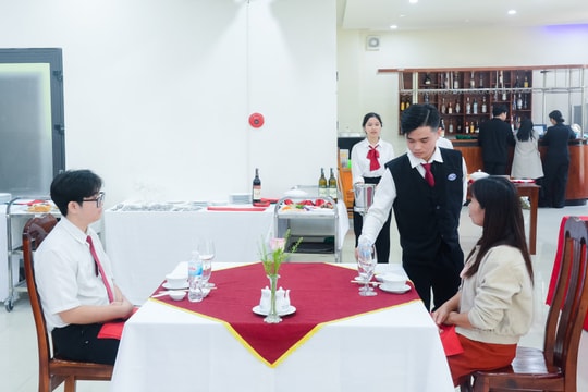 Đào tạo gắn với thực tiễn nghề nghiệp