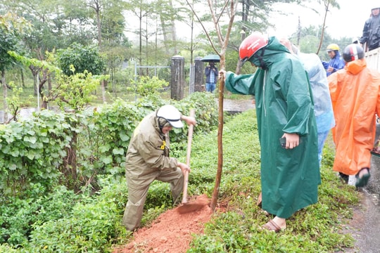 Phường Quảng Phú phát động mô hình tuyến đường tự quản sáng - xanh - sạch - đẹp - an toàn