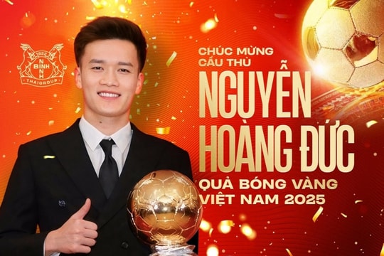 Hoàng Đức lập hat-trick Quả bóng vàng: CĐV Thái Lan ngả mũ