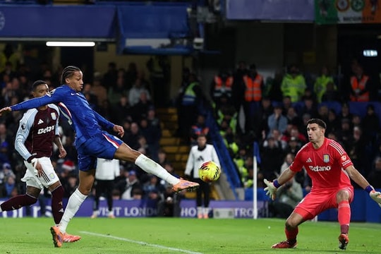 Chấm điểm Chelsea thua Aston Villa: Joao Pedro đơn độc, Palmer nổi giận