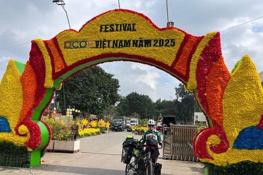 Arezoo Eskandari và hành trình đạp xe xuyên Việt đầy cảm hứng