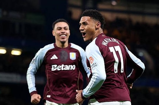 Watkins lập cú đúp, Aston Villa ngược dòng nhấn chìm Chelsea