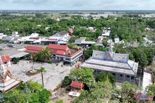 Chùa Chén Kiểu: Tuyệt tác từ mảnh sành và bí ẩn giường Công tử Bạc Liêu