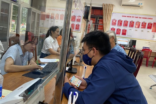 Điểm tựa cho người lao động