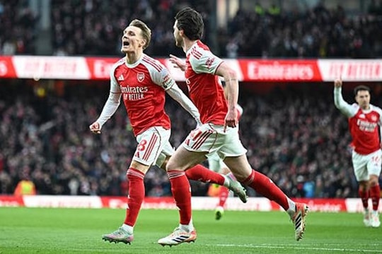 Arsenal hạ Brighton 1-0: Khi bản lĩnh lấn át sự hoa mỹ