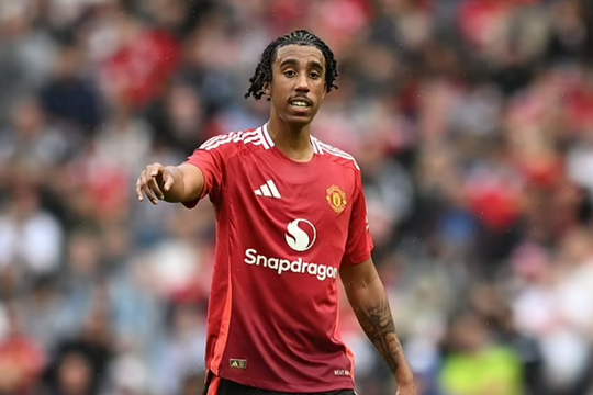 Leny Yoro và mốc 50 trận tại Man Utd: Sự kiên nhẫn của Amorim