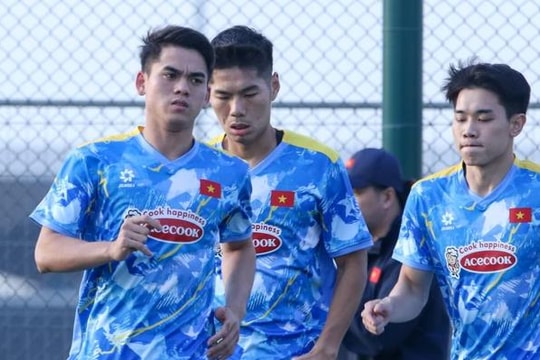 Khuất Văn Khang lập kỷ lục 3 lần dự U23 châu Á