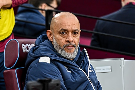 HLV Nuno Santo đối mặt nguy cơ bị West Ham sa thải