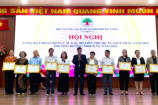 Đà Nẵng phát huy hiệu quả câu lạc bộ liên thế hệ tự giúp nhau