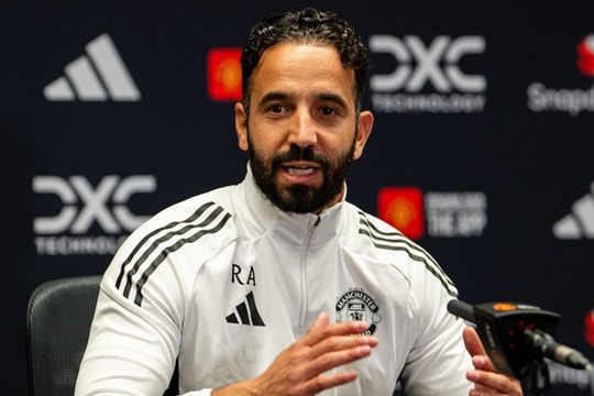 Manchester United và 7 quyết định nhân sự then chốt trong tháng 1