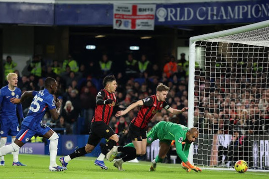 Chelsea hòa Bournemouth 2-2: 5 bài học cho Enzo Maresca