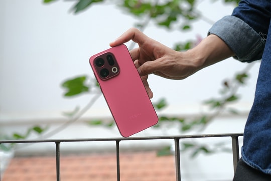 Cấu hình OPPO Find X9s: Pin 7000 mAh và hệ thống camera 200MP kép