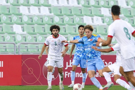 Viktor Lê bất ngờ đeo băng thủ quân U23 Việt Nam trước Syria