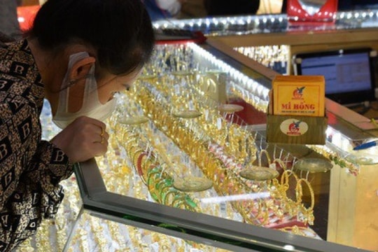 Cập nhật 08:15 sáng 31/12/2025: Giá vàng giảm 300.000 đồng/lượng, riêng BTMC SJC đi ngang