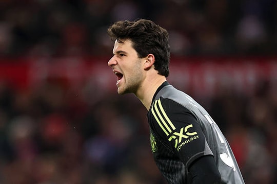 Man Utd chia điểm Wolves: Lammens rực sáng, Sesko gây thất vọng