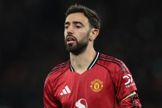 Chuyển nhượng 2/1: Francesco Farioli từ chối Chelsea, Man Utd chốt tương lai Bruno Fernandes