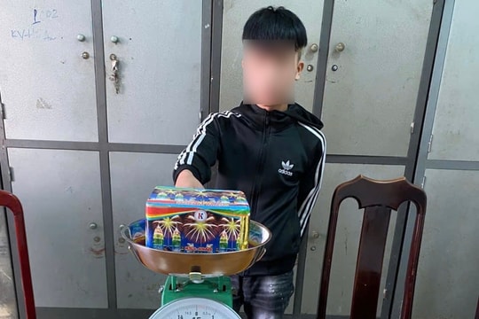 Công an phường Điện Bàn liên tiếp phát hiện nhiều trường hợp tàng trữ pháo hoa nổ