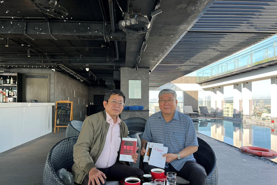 Sứ giả văn học Việt Nam