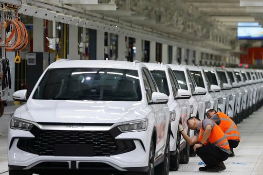 Xe điện BYD “soán ngôi” Tesla