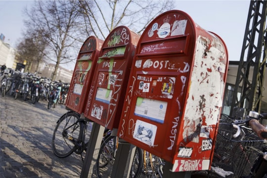 Đan Mạch kết thúc kỷ nguyên thư tay