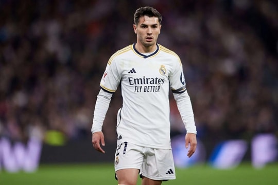 Sergio Ramos tham vọng tiếp quản Sevilla: Kế hoạch đưa 3 ngôi sao Real Madrid về Sanchez Pizjuan