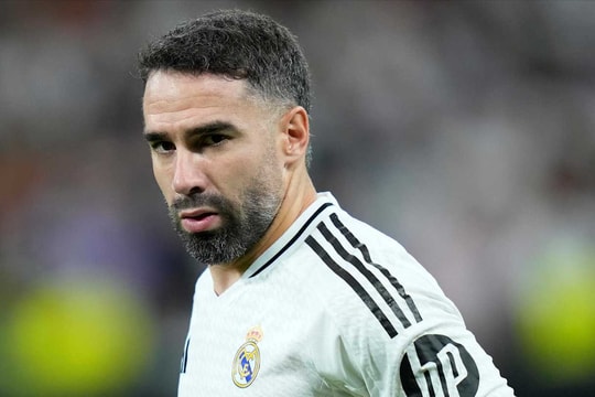 Real Madrid nhắm Michael Kayode: Giải pháp thay thế Carvajal và vũ khí ném biên 40m