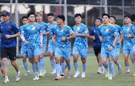 U23 Việt Nam chốt quân dự VCK châu Á: Vĩ Hào lỡ hẹn, 'thần đồng' Lê Phát nhận vé vớt