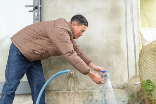 Đưa nước sạch về làng chài Tỉnh Thủy