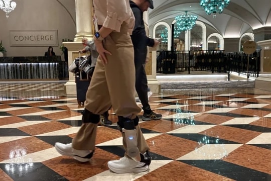 Giải mã Dephy Sidekick: Bộ khung xương robot giúp việc đi bộ nhẹ nhàng như dùng xe đạp điện