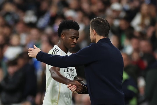 Tương lai Vinicius tại Real Madrid lung lay: Kịch bản Erling Haaland cập bến Bernabéu
