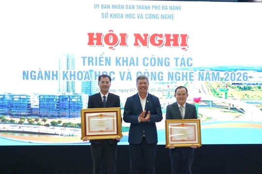Đẩy mạnh chuyển đổi số, tăng cường đầu tư cho khoa học, công nghệ và đổi mới sáng tạo