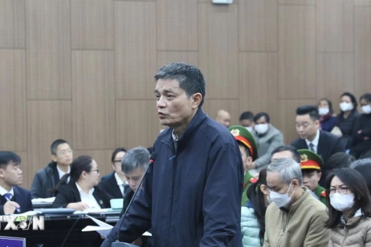 Cựu Cục trưởng Cục An toàn thực phẩm bị đề nghị 20 năm tù về tội nhận hối lộ