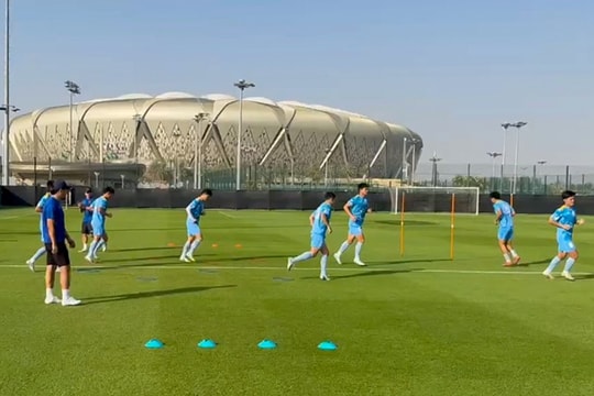 U23 Kyrgyzstan nín thở đối đầu U23 Việt Nam: Áp lực từ giới lãnh đạo và nỗi lo bóng chết